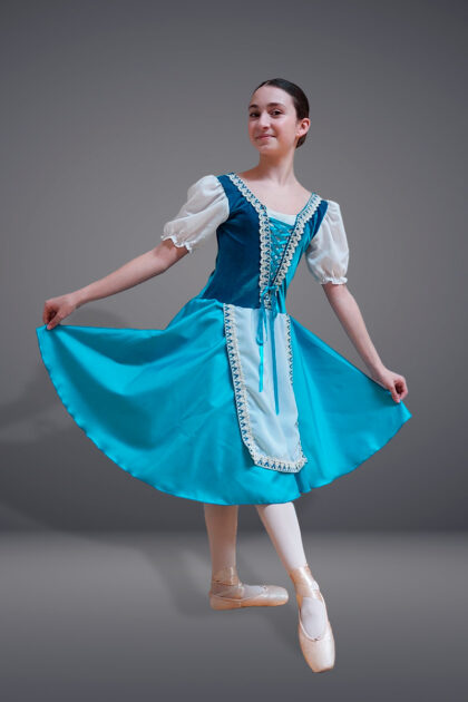 Peasant Costume Russian Dance